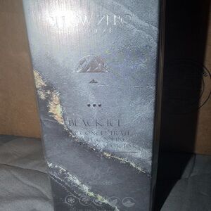 Black Ice Deep Cooling Cleansing Mask Bar — Grey